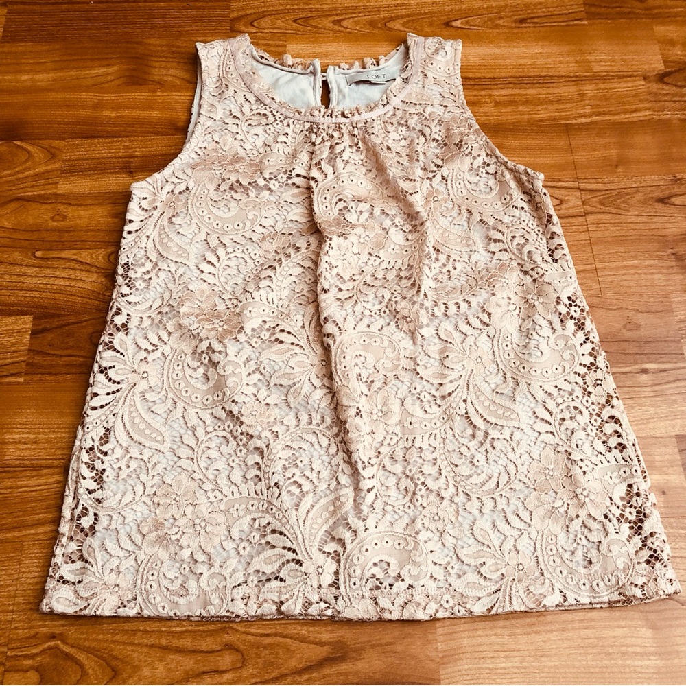 Sleeveless Lace Top